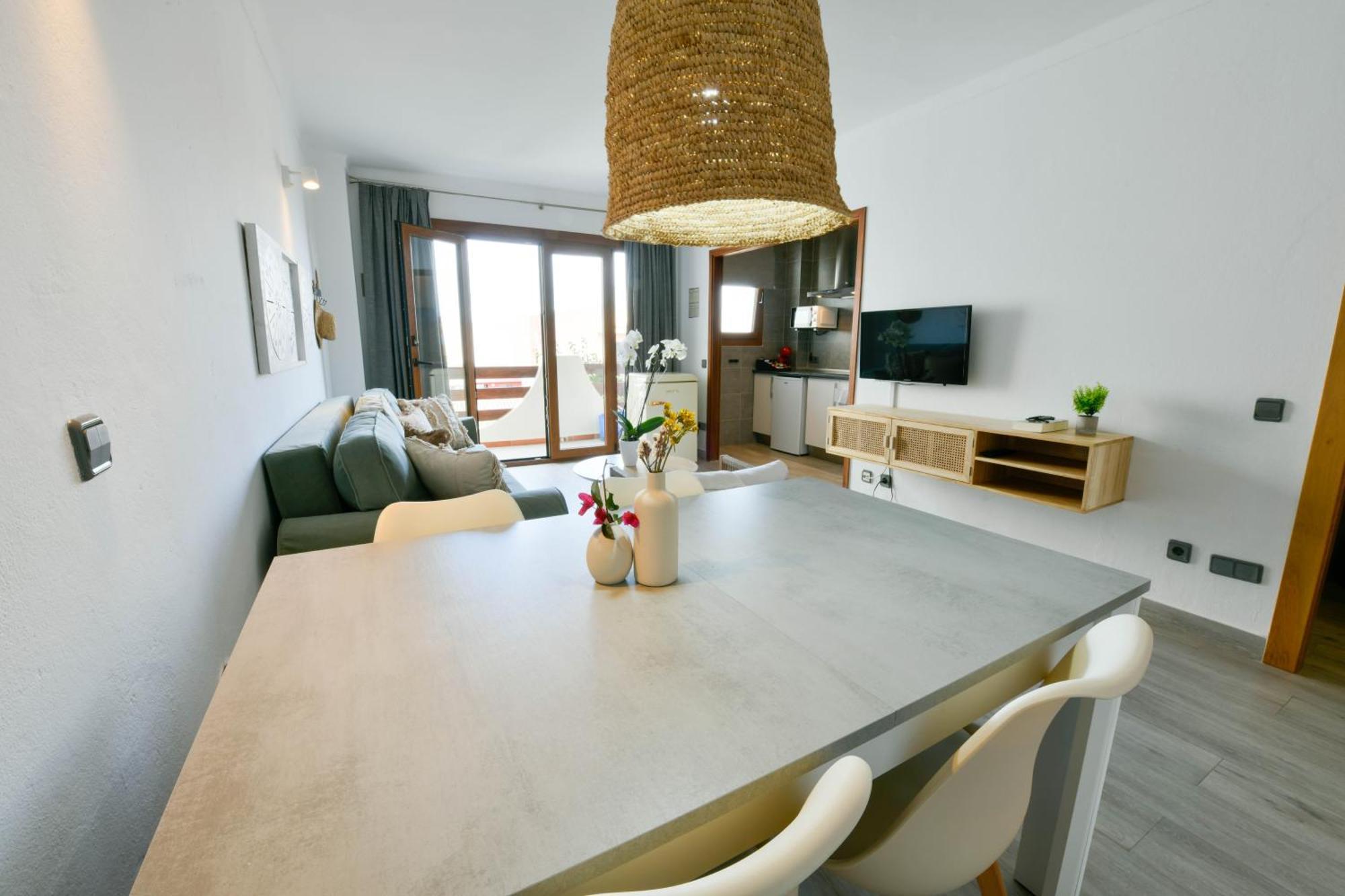 Apartamentos Estanques Colonia de Sant Jordi Екстер'єр фото