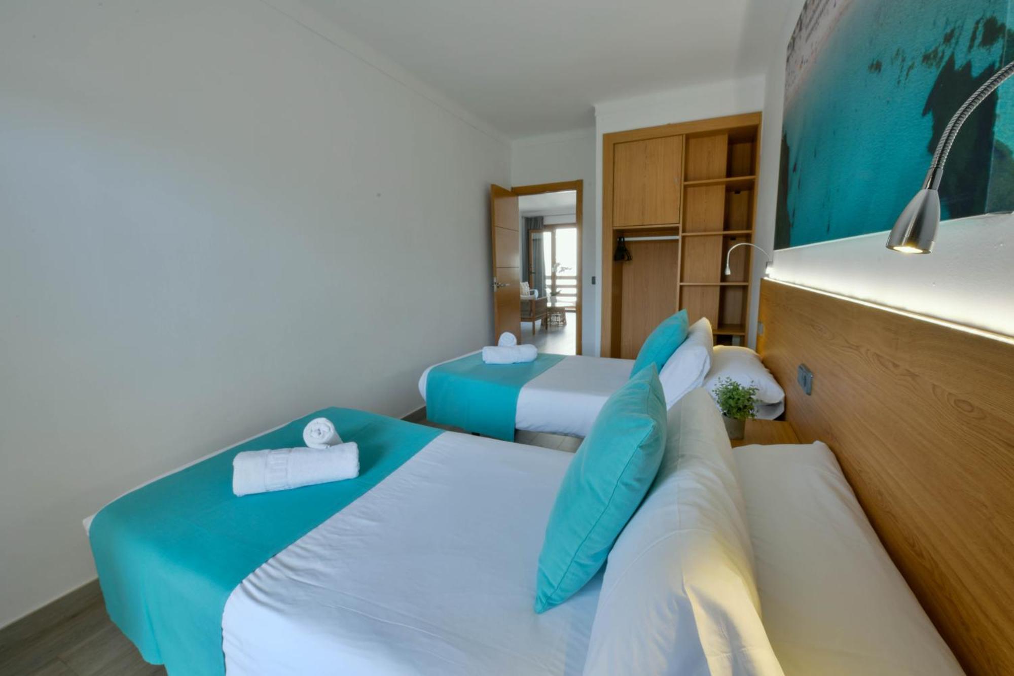 Apartamentos Estanques Colonia de Sant Jordi Екстер'єр фото