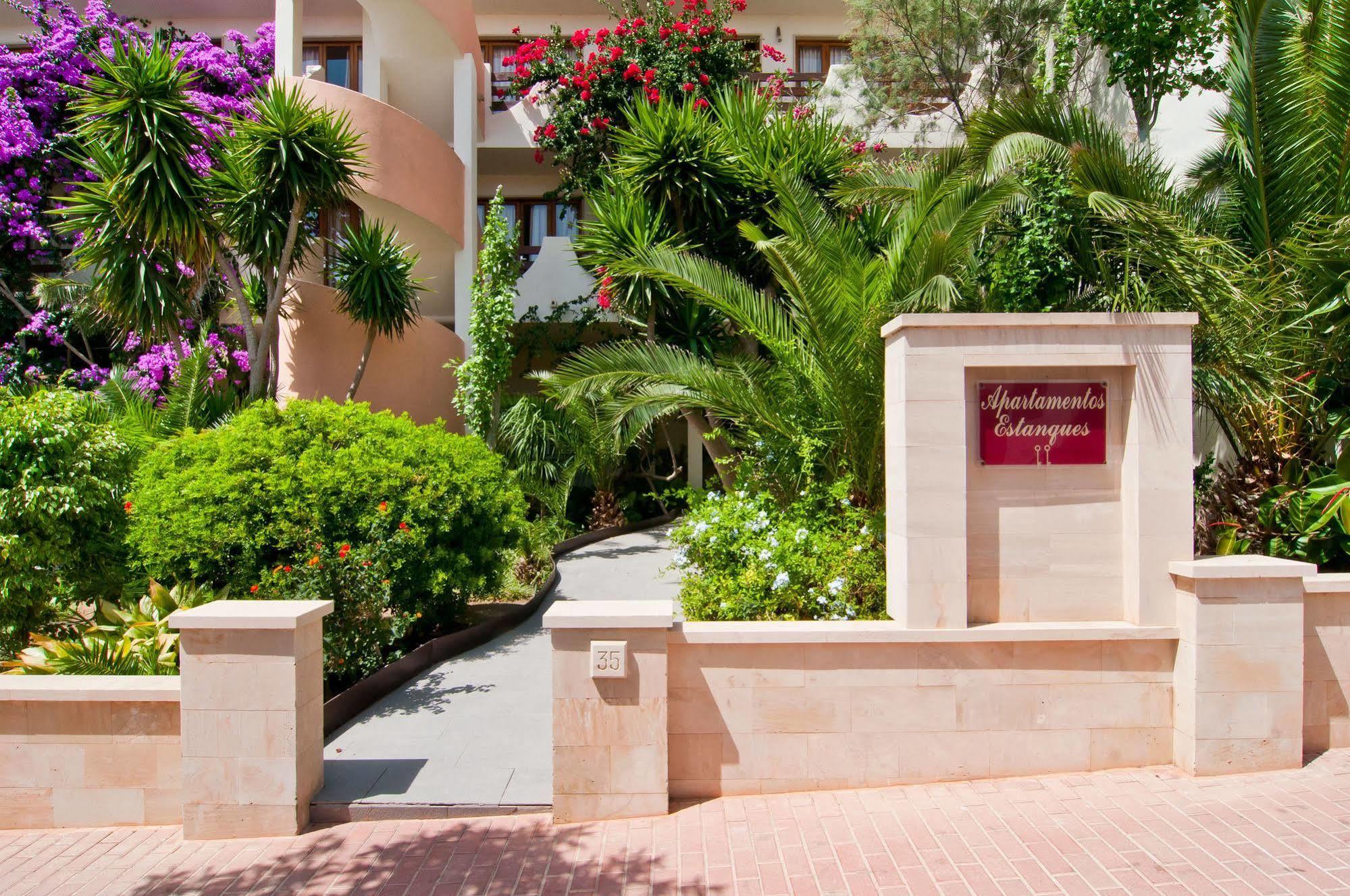 Apartamentos Estanques Colonia de Sant Jordi Екстер'єр фото