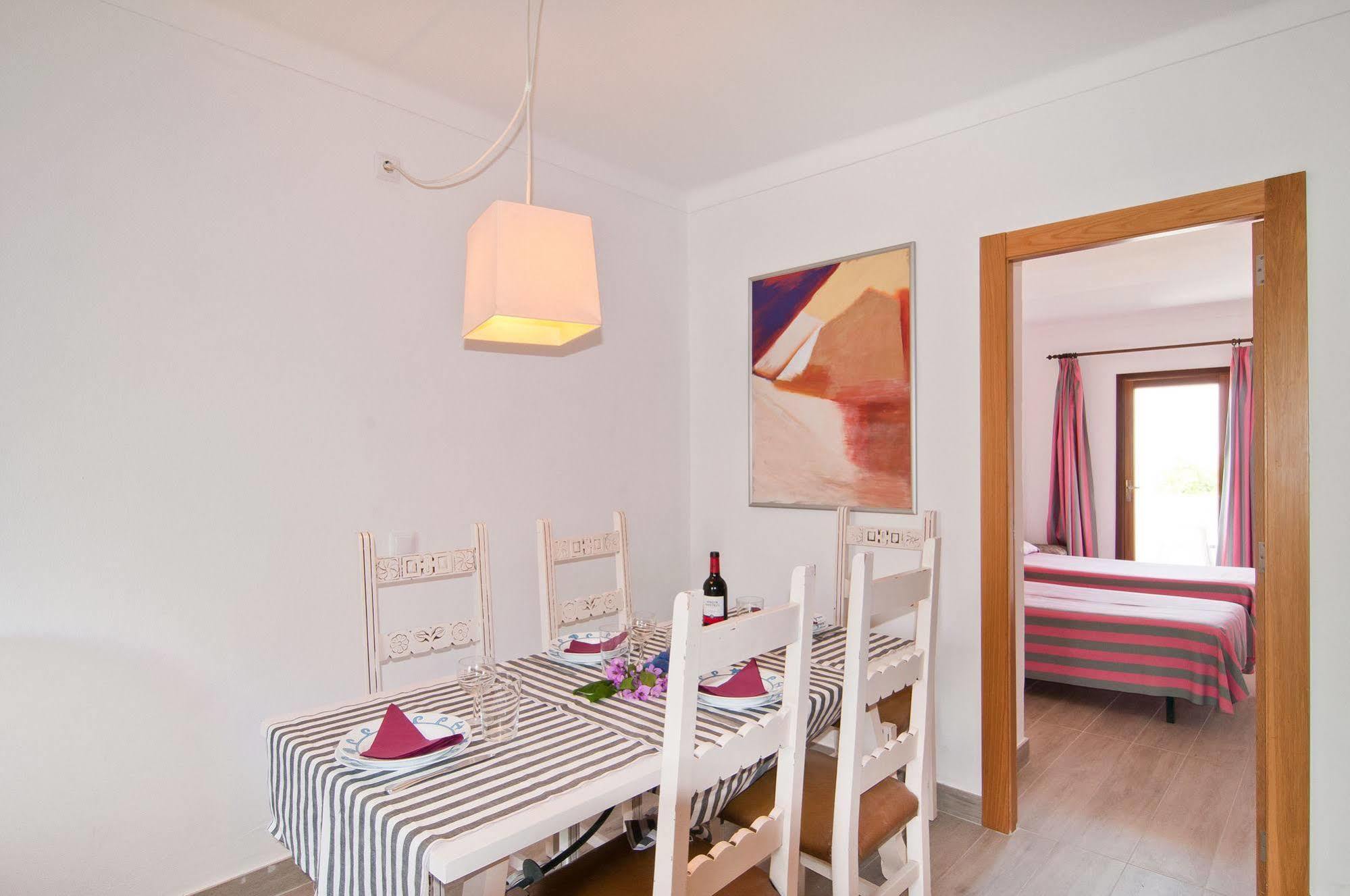 Apartamentos Estanques Colonia de Sant Jordi Екстер'єр фото