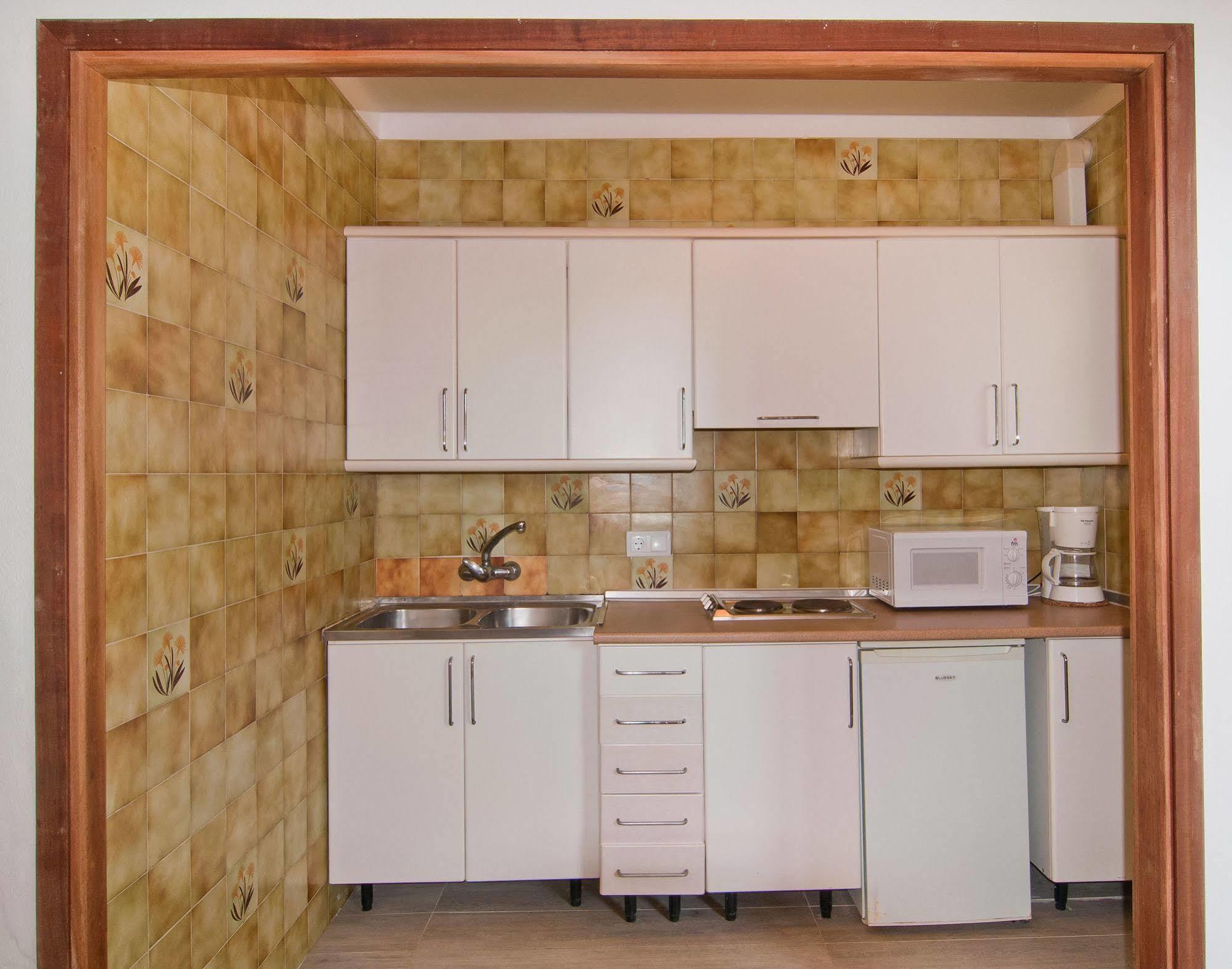 Apartamentos Estanques Colonia de Sant Jordi Екстер'єр фото